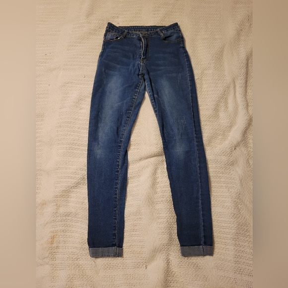 SHEIN DARK WASH SKINNY JEANS - Picture 1 of 5